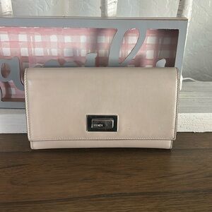 Fendi wallet/ organizer